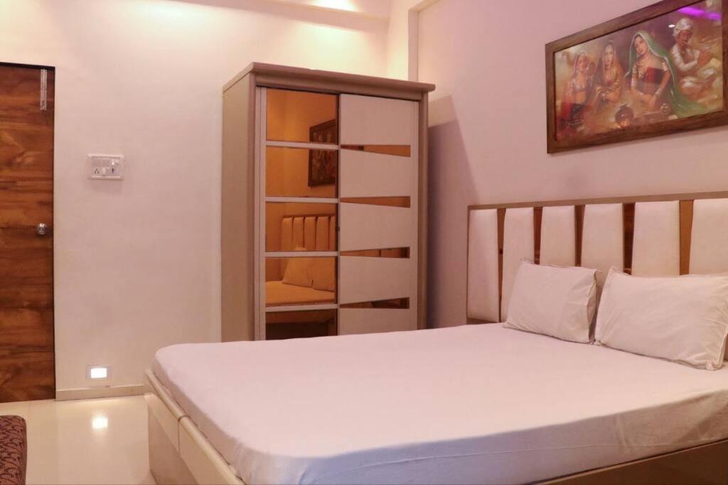 Stayhaven Aqua With Pvt Theatre & Pool Mumbai Exterior photo